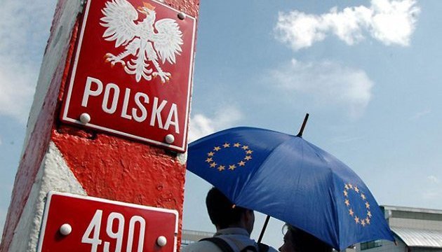 До 80 тисяч зарплата: збільшилася кількість українців, які планують виїхати на заробітки у Польщу