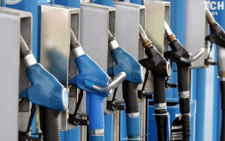 У лютому ціна в Україні на бензин та дизель становитиме 40 грн/літр – експерт