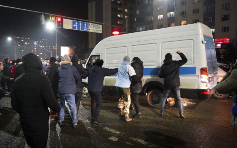 Ситуація у Казахстані: силовики взяли під контроль вулиці Алмати, зачистка триває