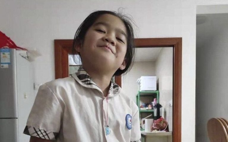 “Я плакав, руки тремтіли”: батько пожертвував органи 9-річної доньки, яка померла після травмування у школі