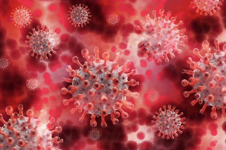 Понад 50 тисяч на добу вже з початку лютого: у НАН дали тривожний прогноз щодо коронавірусу
