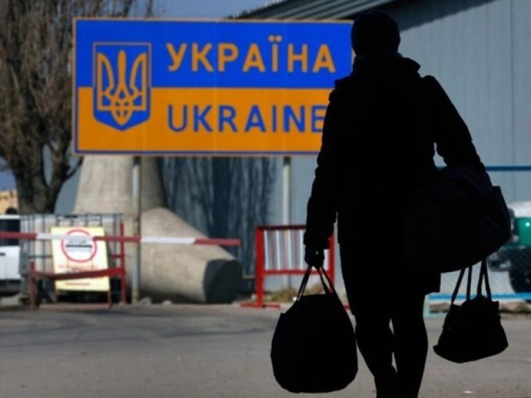 Польща планує дати громадянство українським заробітчанам
