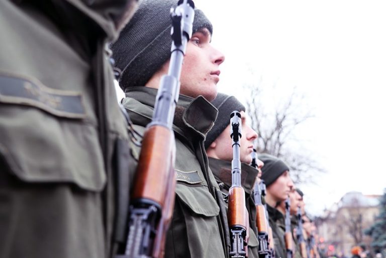 Зеленський підписав Указ, за яким в Україні скасують військовий призов