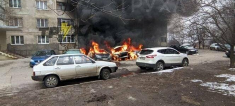 Харків щойно зазнав потужного удару «Градами»: соцмережі пишуть про «десятки загиблих» (ВІДЕО)