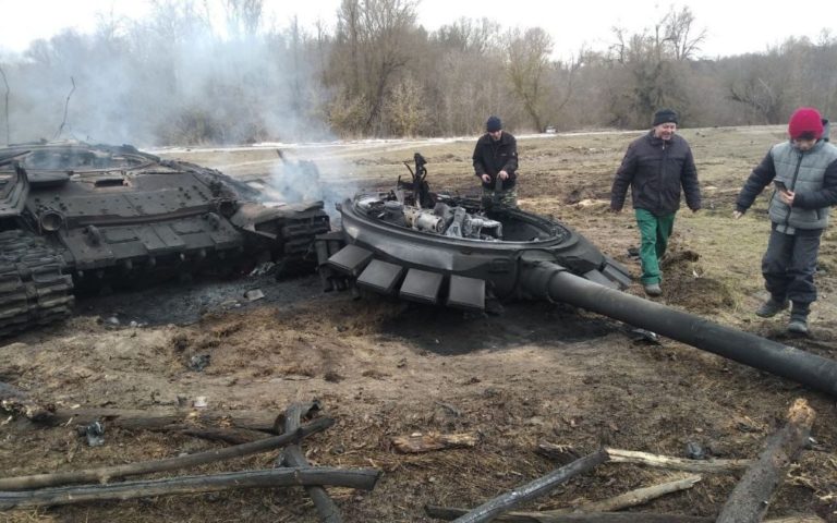 “Скільки там наваляли наших, невідомо”: СБУ перехопила розмову російського ОМОНівця під Гостомелем