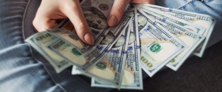 Арештовані $415 млрд резервів рф мають піти на відшкодування збитків Україні