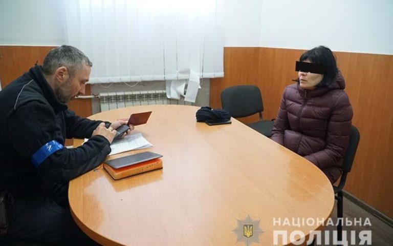 35 тис. грн за 14 днів: у Тернополі затримали аферистку, яка здавала переселенцям чужу квартиру