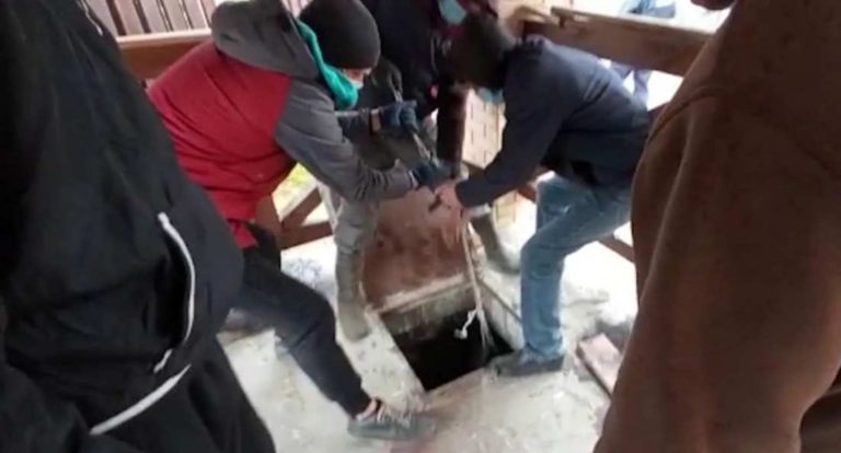 На Київщині з підвалу дістали тіла 6 закатованих чоловіків