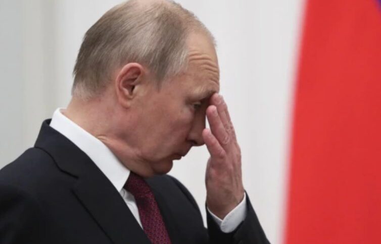 Пономарьов назвав місце, де “відправити” пХутлера, щоб полежав біля Леніна – найпростіше!