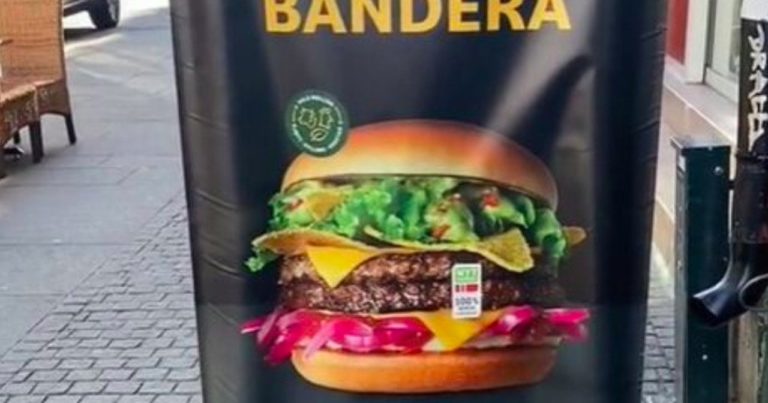 Росіяни визвірилися на норвезький McDonald’s через бургер Bandera. ВIДЕО