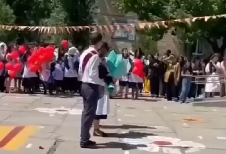 “Путін-чорт”: у Дагестані школярка публічно виступила проти війни (відео)