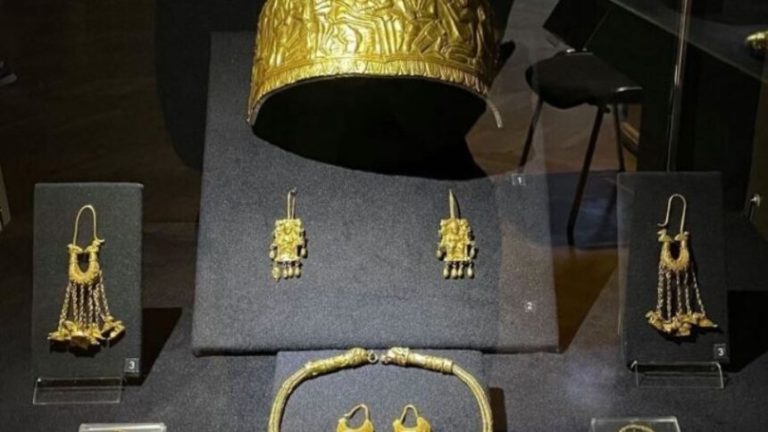 Скіфське золото таки вкрали, попри запевняння Міністра культури Ткаченка в зворотному