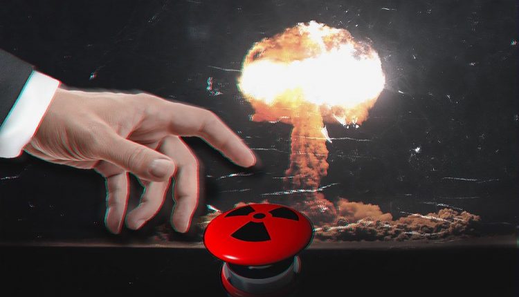 “Україна готова до удару ядерної зброї”: Данілов прокоментував загрозy тактичного ядерного удару РФ по Україні