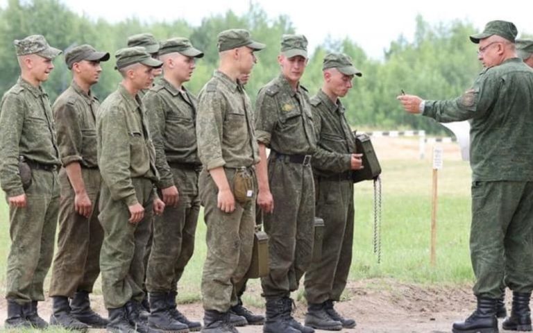 Білоруси оновлюють техніку на кордоні з Україною і особовий склад – Генштаб