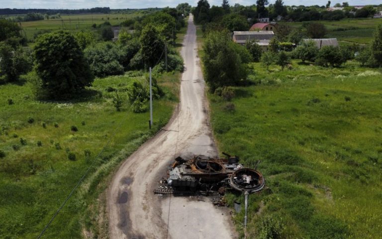 Росіяни на Південнобузькому напрямку масово гатять з артилерії по населеним пунктам