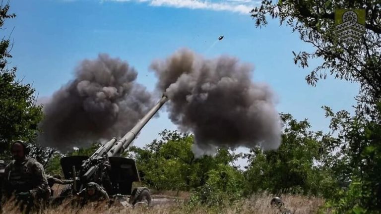 Є популярне твердження останніх місяців: я не у війську, бо “треба робити те, що вмієш робити найкраще”