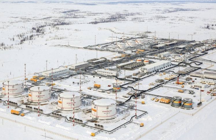Найбільший проект “Роснафти” з розробки нафти в Арктиці “Схід Ойл” зупинився через санкції