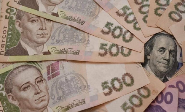 “Не 40, а 120 грн за долар”: Економіст про курси валют, негативні фактори і те, чого чекати українцям (ВІДЕО)