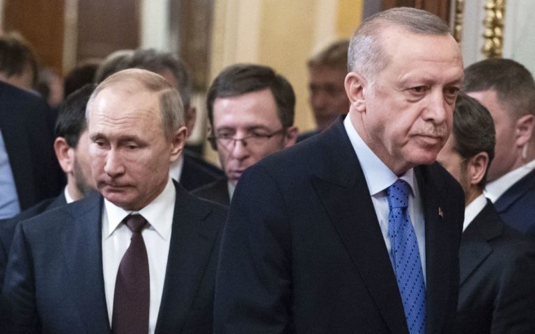 Путін фактично продає Ердогану РФ – Жданов