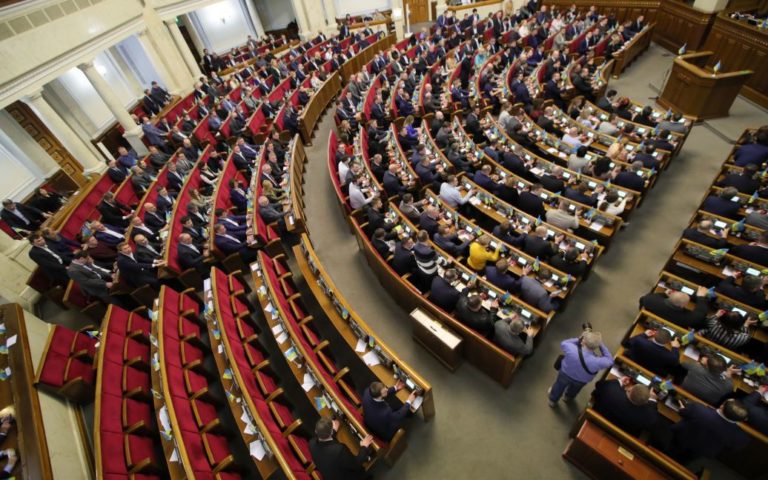 Держбюджет України на 2023 рік буде “супер жорстким”: що робитимуть з дефіцитом