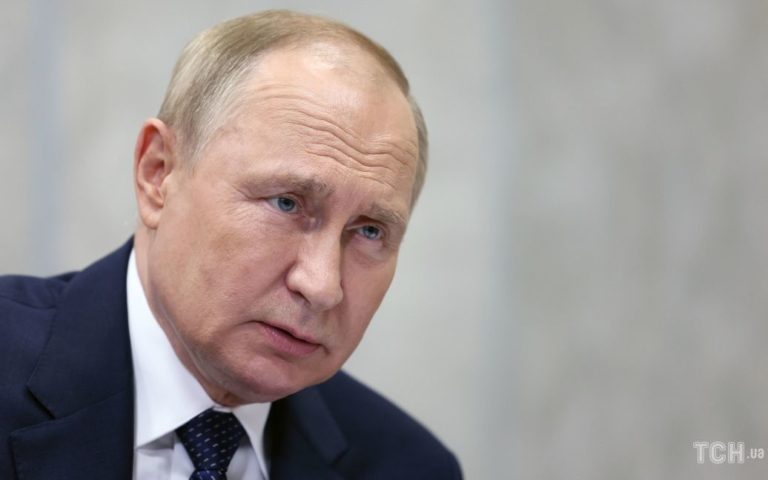 “Чи то президент — ідіот, чи старець — несправжній”: зустріч Путіна з шаманом на Валдаї не увінчалася успіхом