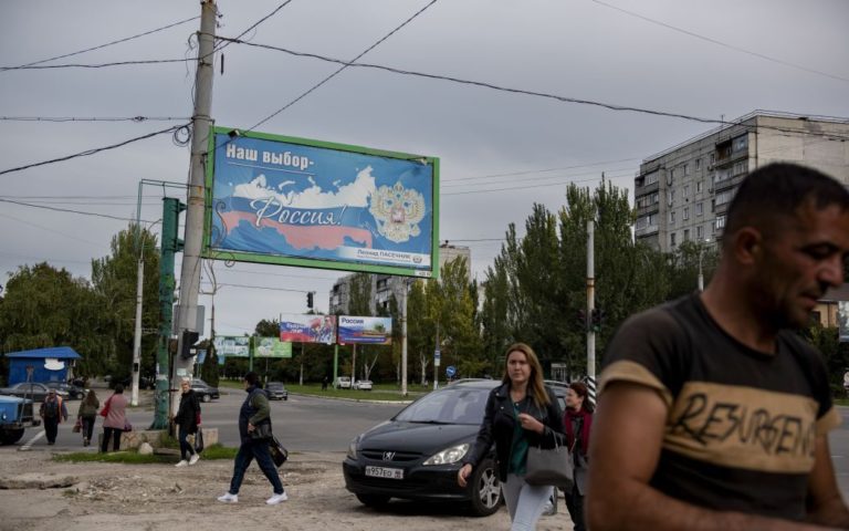 Чи спрацює у Путіна кримський сценарій: Жданов про “референдуми” на окупованих територіях