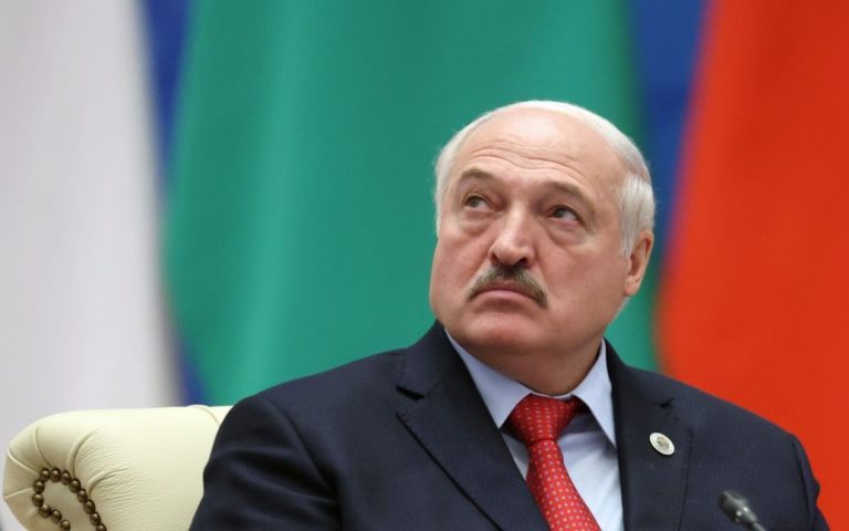 “Бульбофюрер” злякався: Лукашенко заявив, що Україна формує силові підрозділи для повалення влади у Білорусі