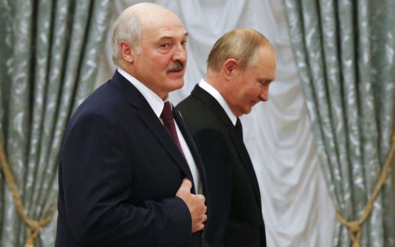 Путін втягує Білорусь у війну проти України: експерт пояснив, чим це загрожує Лукашенку