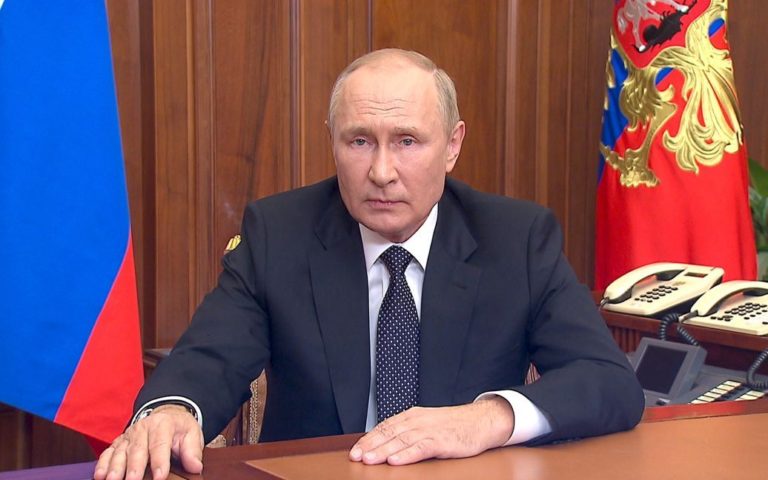 Путін святкує ювілей – 70 років: як соцмережі “привітали” диктатора