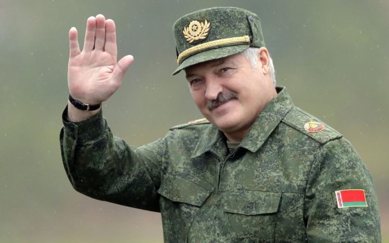 Дрова підвезе до кордону: Лукашенко заявив, що хоче “посмажити шашлики” разом з українцями