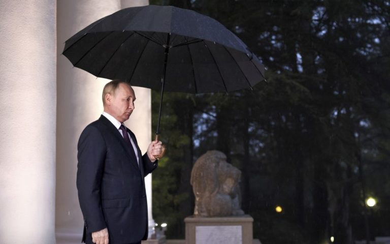 Мрія Путіна – втягнути НАТО у війну і здатися в полон: ескперт про останню надію Кремля