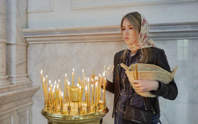Церковні свята та вихідні у листопаді 2022: Що та коли відзначатимуть в Україні