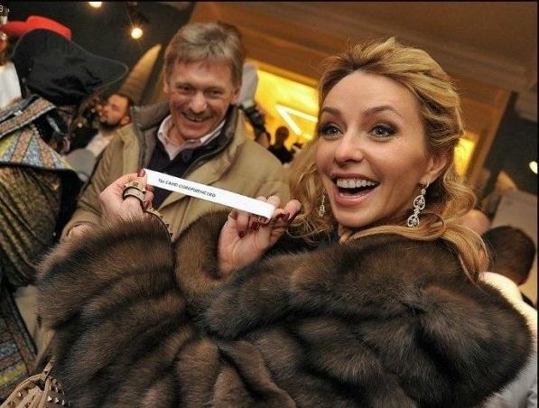 Дружина прессекретаря Путіна отримала мільйони рублів з бюджету РФ на льодове шоу в окупованому Луганську