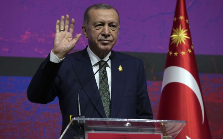 Ердоган закликав Путіна “якнайшвидше припинити війну”: подробиці розмови