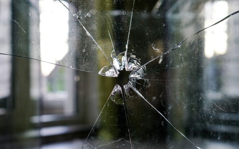 Суперечка підлітків в соцмережах закінчилася перестрiлкoю: Двоє загuблuх, ще троє — поранені