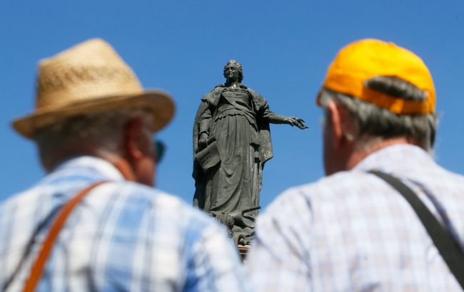 В Україні зносять пам’ятники російським діячам