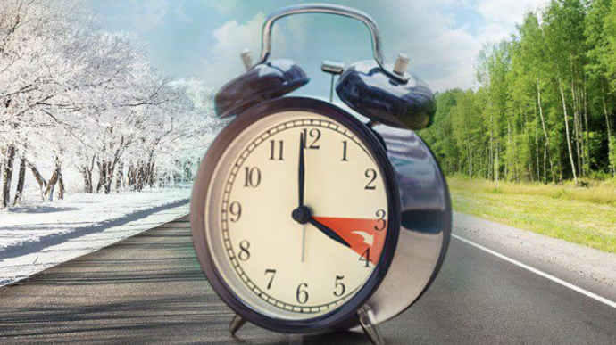 Не проспіть цей день: Коли вся Україна переведе годинник на літній час 2023 року