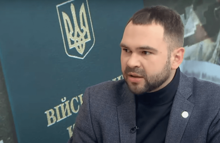 Адвокат розклав “по поличках” процедуру вручення повісток в Україні (відео)