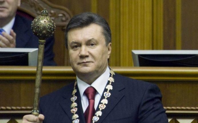 Царьов заявив, що Янукович планував відділити західні області України і стати “вічним” президентом