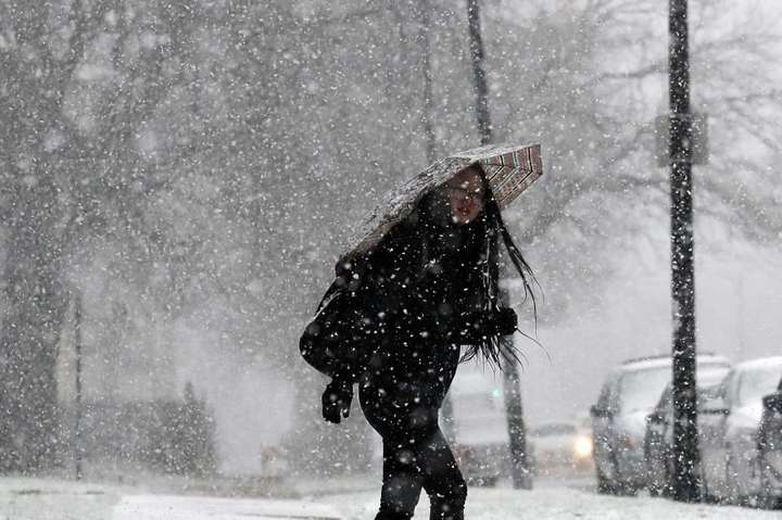 Дощі з переходом у сніг: Синоптики попередили про погіршення погоди