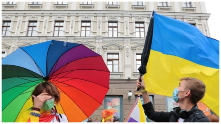 Нардепи пропонують дозволити в Україні одностатеві шлюби