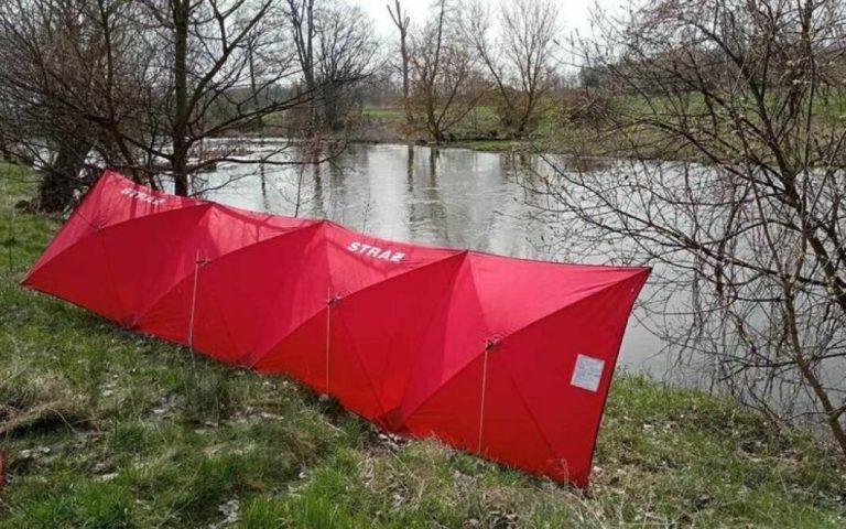 У Польщі мати рятувала сина і зникла: дитина померла, а тіло жінки знайшли через 5 місяців