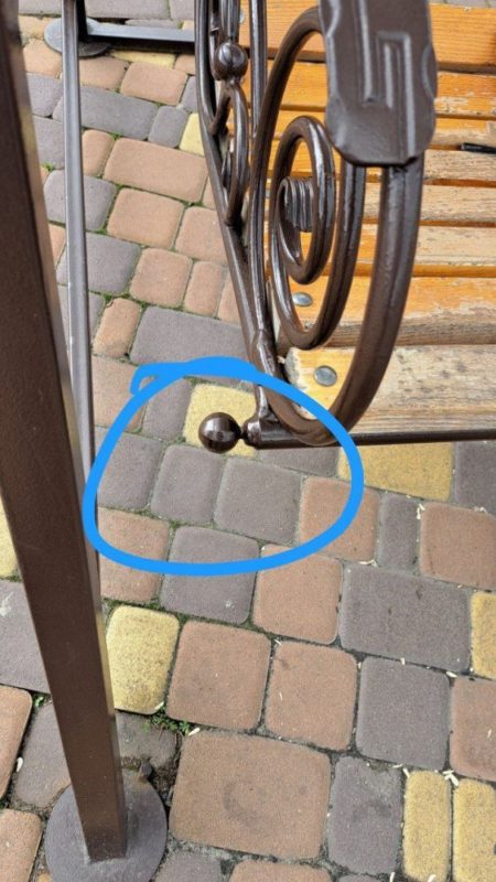 Деталь на гойдалці, яка, ймовірно, стала причиною травми / ©