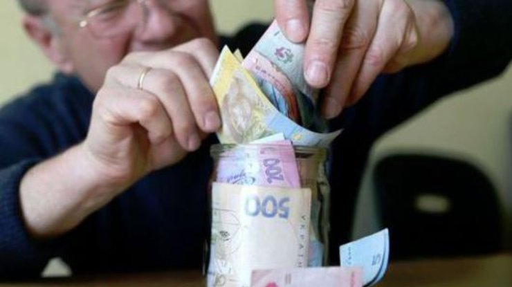 Кому в Україні додали до пенсії 5,3 тисячі гривень: озвучено суми підвищень