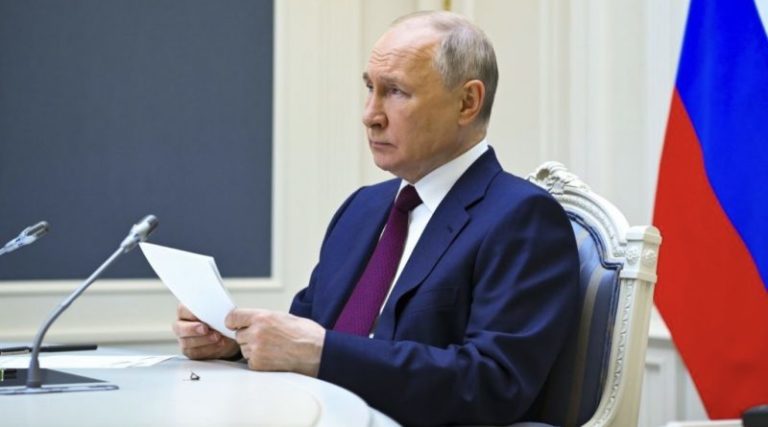 Путін готує нову армію: Подоляк пояснив задум диктатора