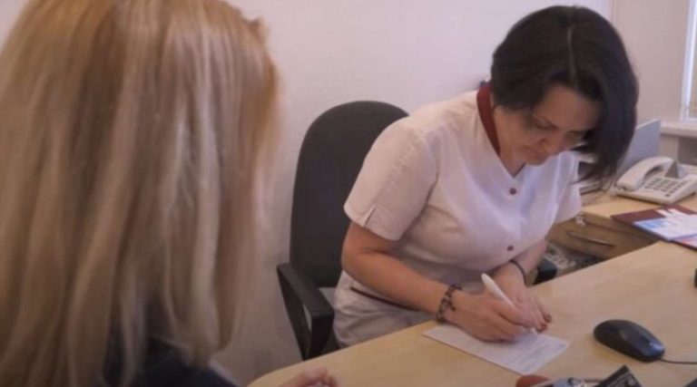Мобілізація в Україні: чи заборонять жінкам виїзд з країні після 1 жовтня