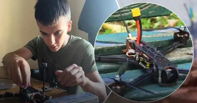 Вже зробив понад півсотні: як школяр вдома виготовляє дрони для військових