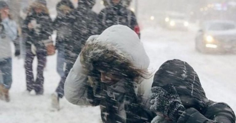 В Україну мчuть сильне похолодання зі штормовими вітрами та снігом…