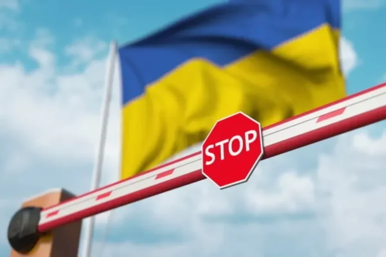 Студентам хочуть дозволити виїзд з України: названі умови і терміни