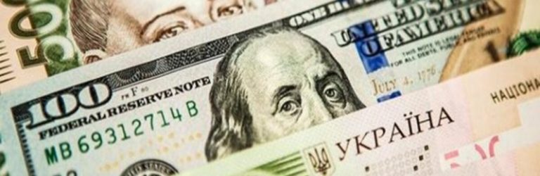 В українців лишилось тільки 3 тижні, долар рухається до фіналу: як не втратити заощадження на початку 2024 року